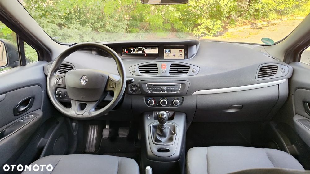 Renault Scenic 1.6 16V 110 TomTom Edition - 27
