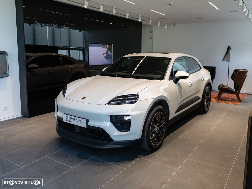 Porsche Macan Electric - 2