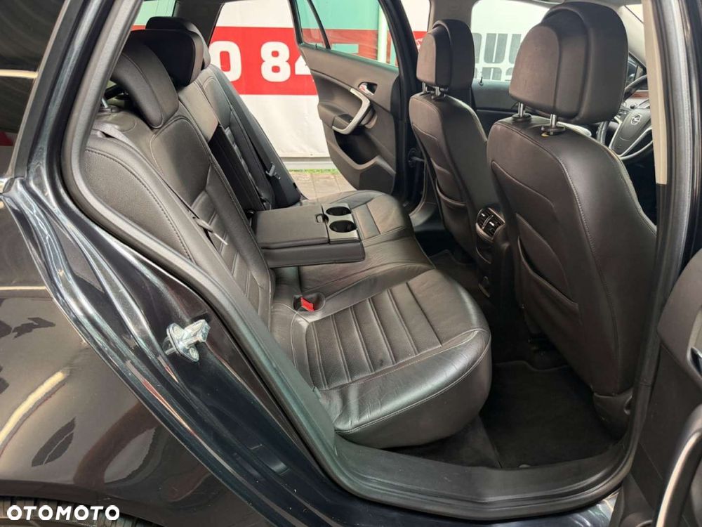 Opel Insignia - 33