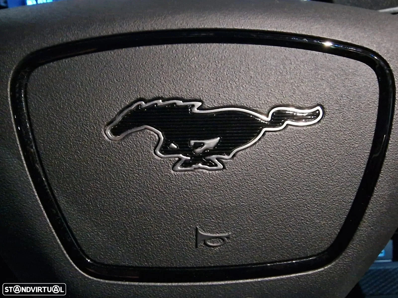Ford Mustang Mach-E Alargada - 32