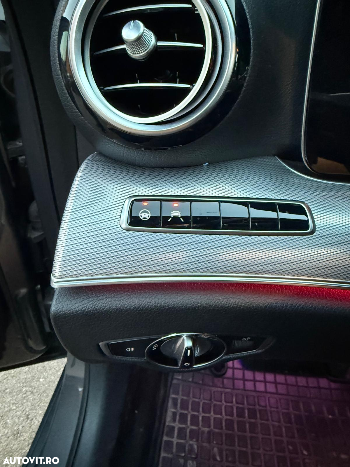 Mercedes-Benz E 300 de 4Matic T 9G-TRONIC Avantgarde - 15