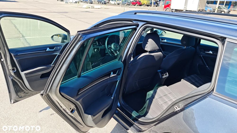 Volkswagen Golf 2.0 TDI BMT GTD DSG - 17