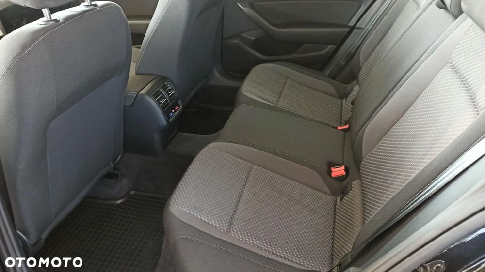 Volkswagen Passat 2.0 TDI BMT Comfortline - 20