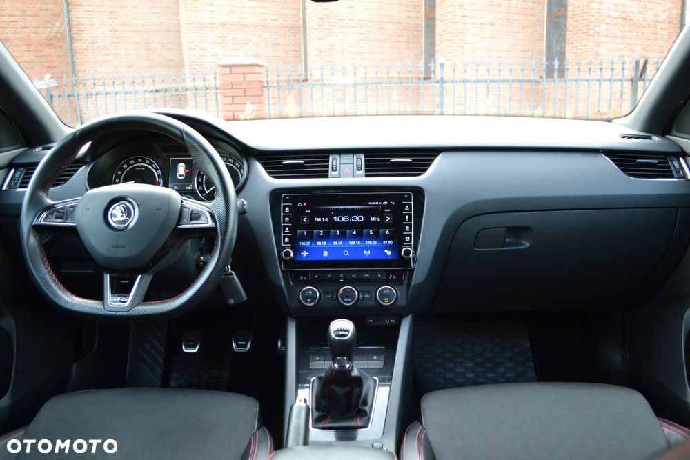 Skoda Octavia 2.0 TDI (Green tec) RS - 24