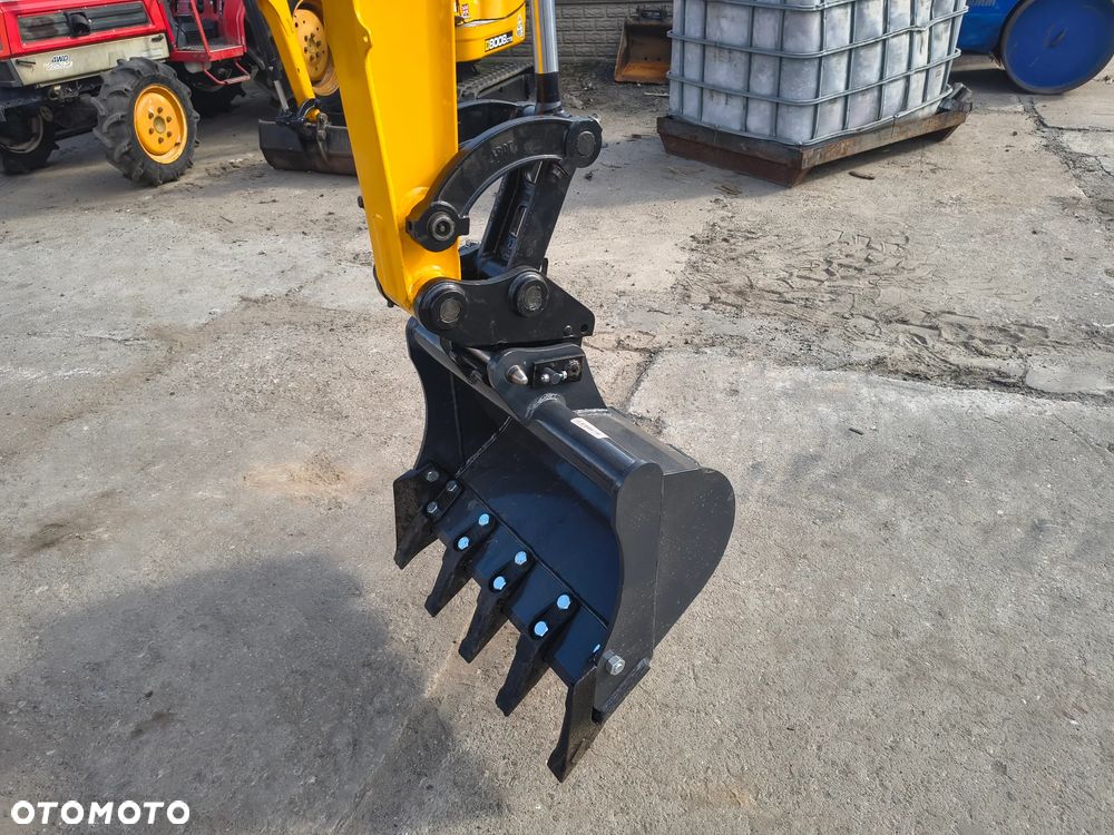 JCB 16C-1 2020r - 17