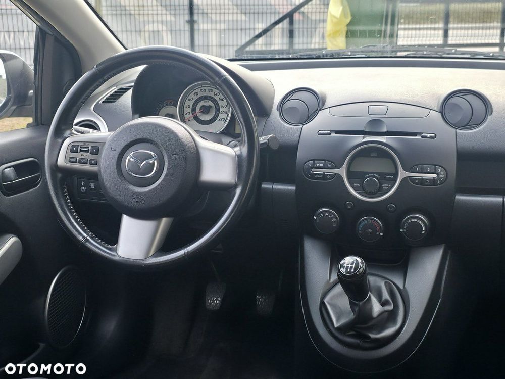 Mazda 2 - 12