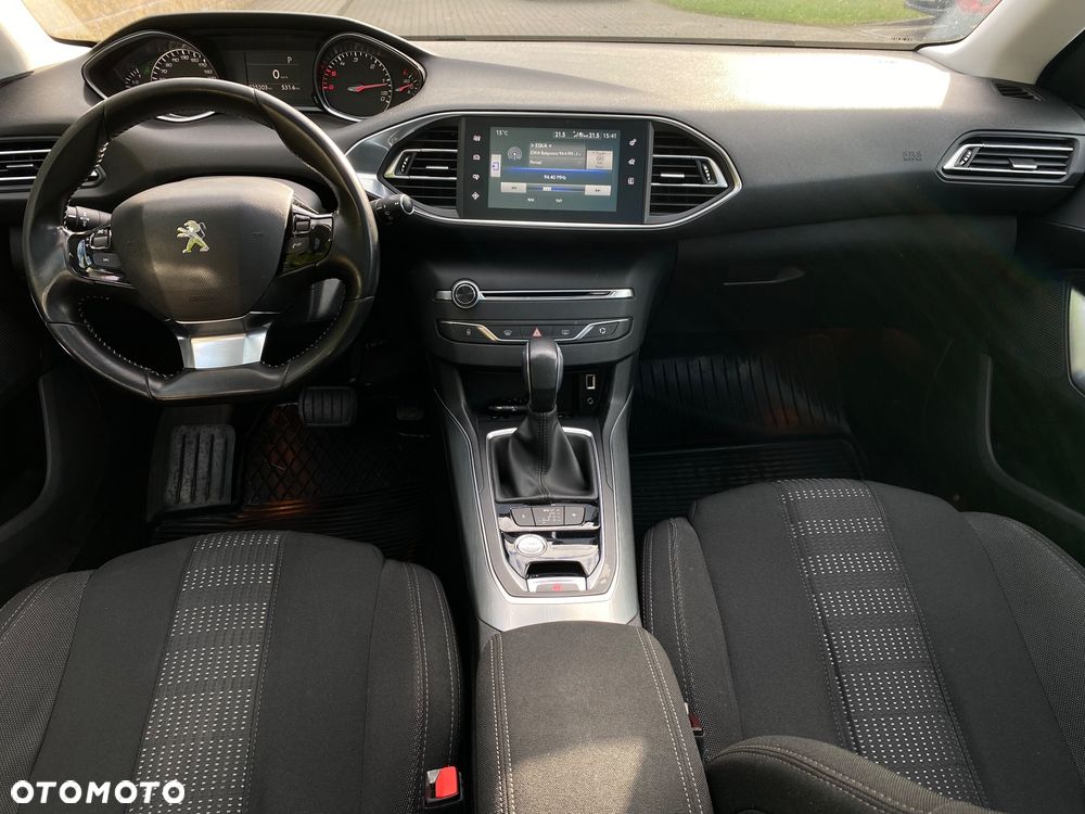 Peugeot 308 SW BlueHDi 150 EAT6 Stop & Start Allure - 18