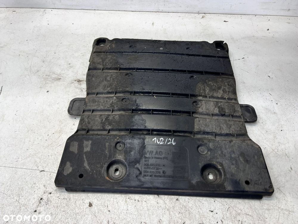 OSŁONA PŁYTA PODWOZIA AUDI A3 8V VOLKSWAGEN SEAT SKODA 5Q0825230H 102/26 - 6