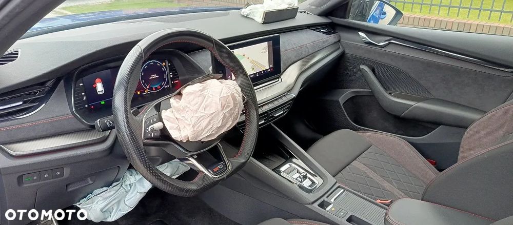 Skoda Octavia 2.0 TDI DSG 4x4 RS First Edition - 14