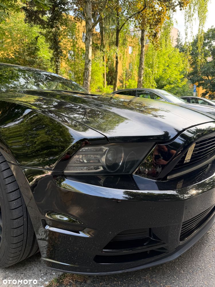 Ford Mustang 5.0 V8 GT - 11