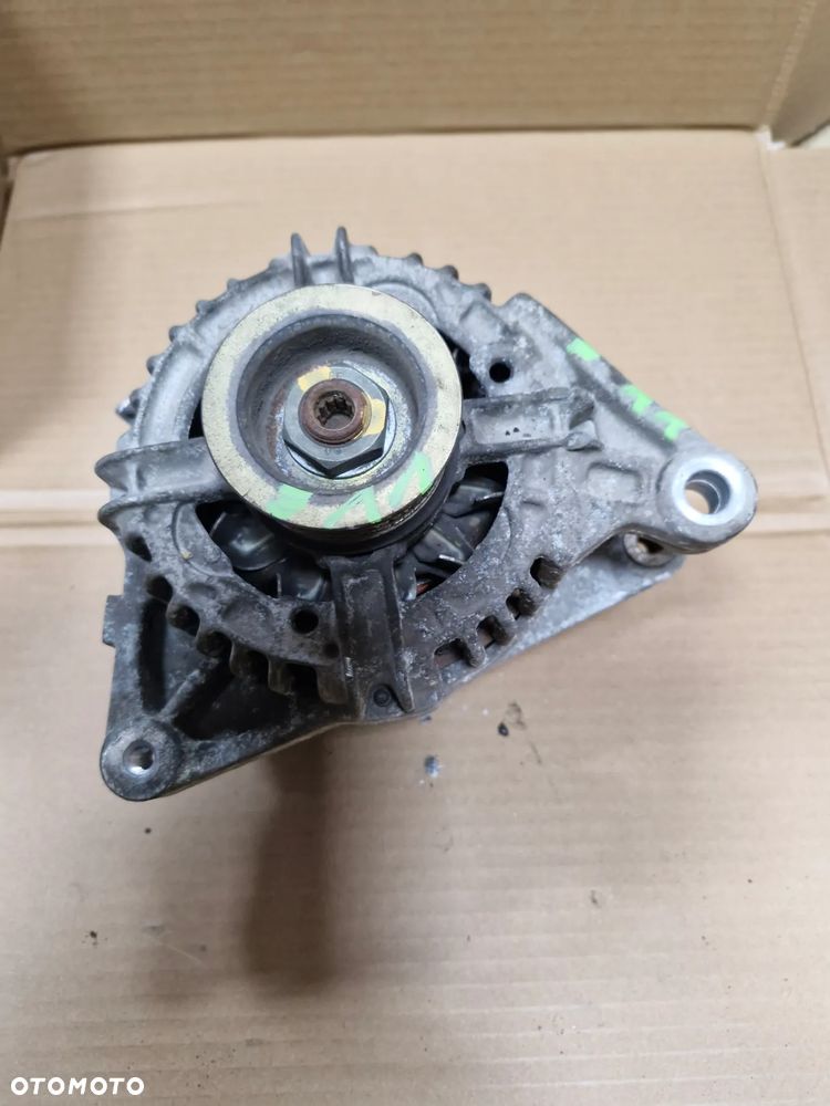 Alternator Corolla  1.4 E11 0124315016 BOSCH