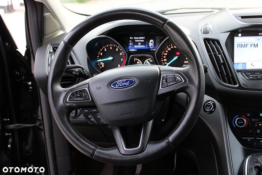 Ford Kuga - 17