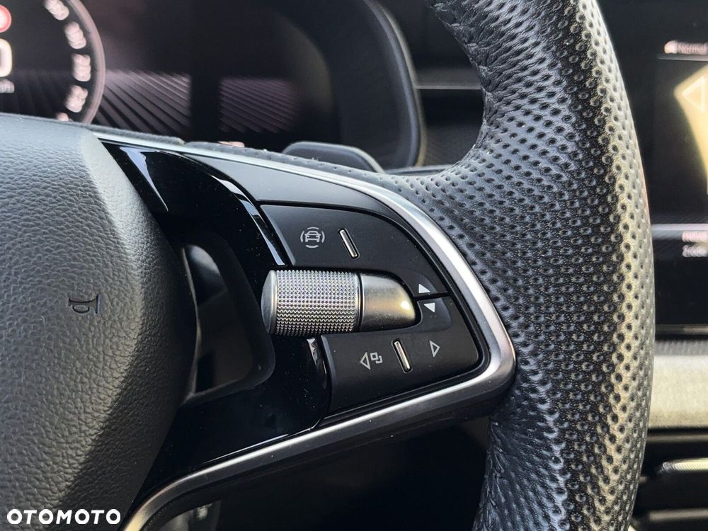 Skoda Kamiq 1.0 TSI Selection DSG - 17