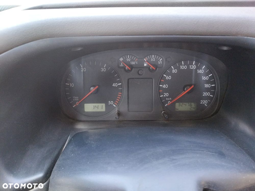 Volkswagen T4 MAXI L2H2 - 10