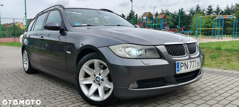 BMW Seria 3 318d - 1