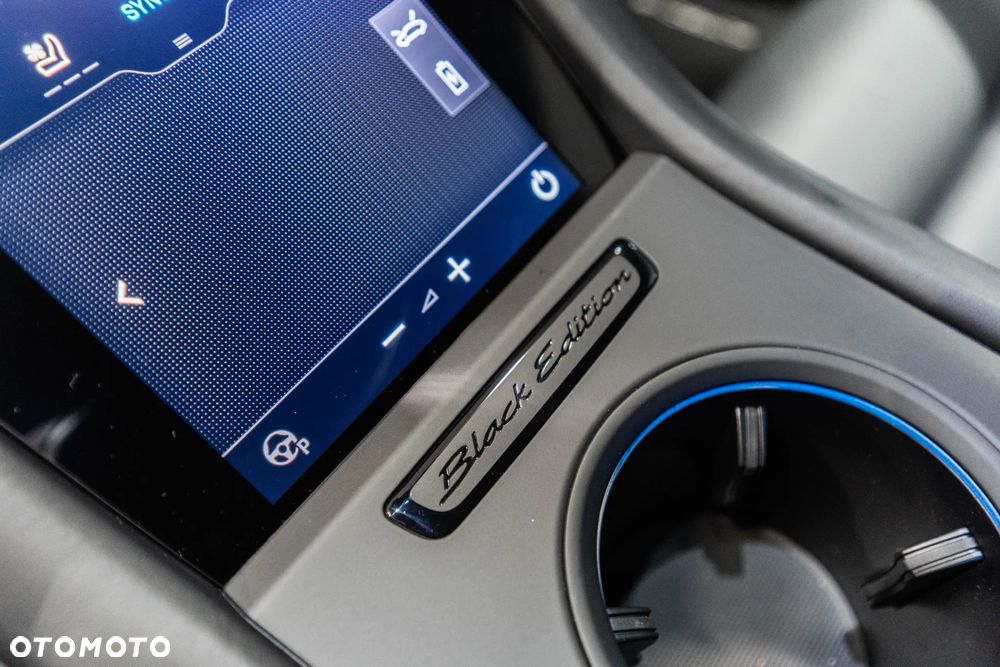 Porsche Taycan 105kWh 4 Black Edition - 26