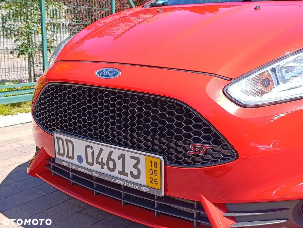 Ford Fiesta ST - 32