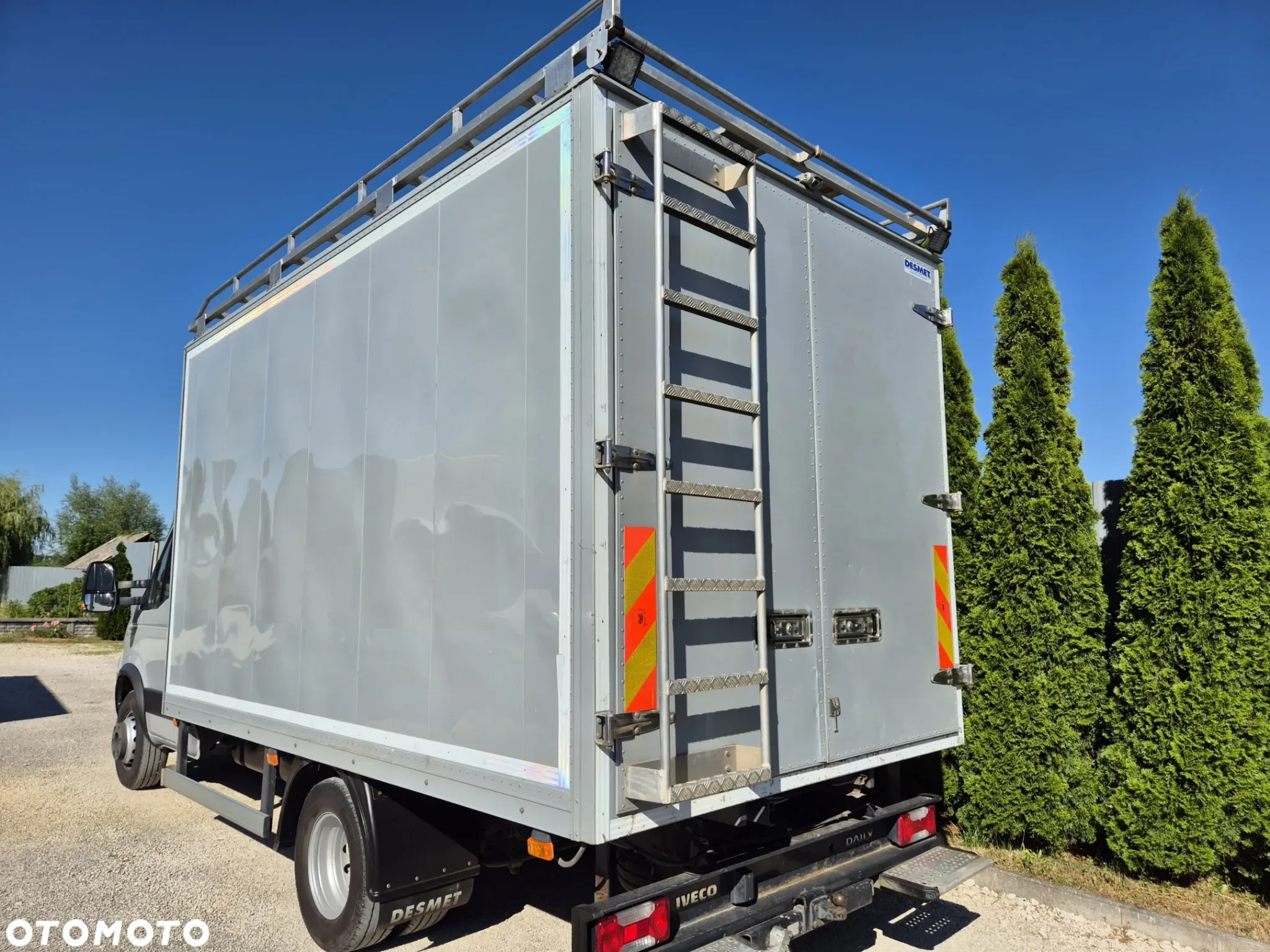 Kontener 8 palet Iveco, wysoki 230cm, bagażnik dachowy, regały, stan idealny! - 5