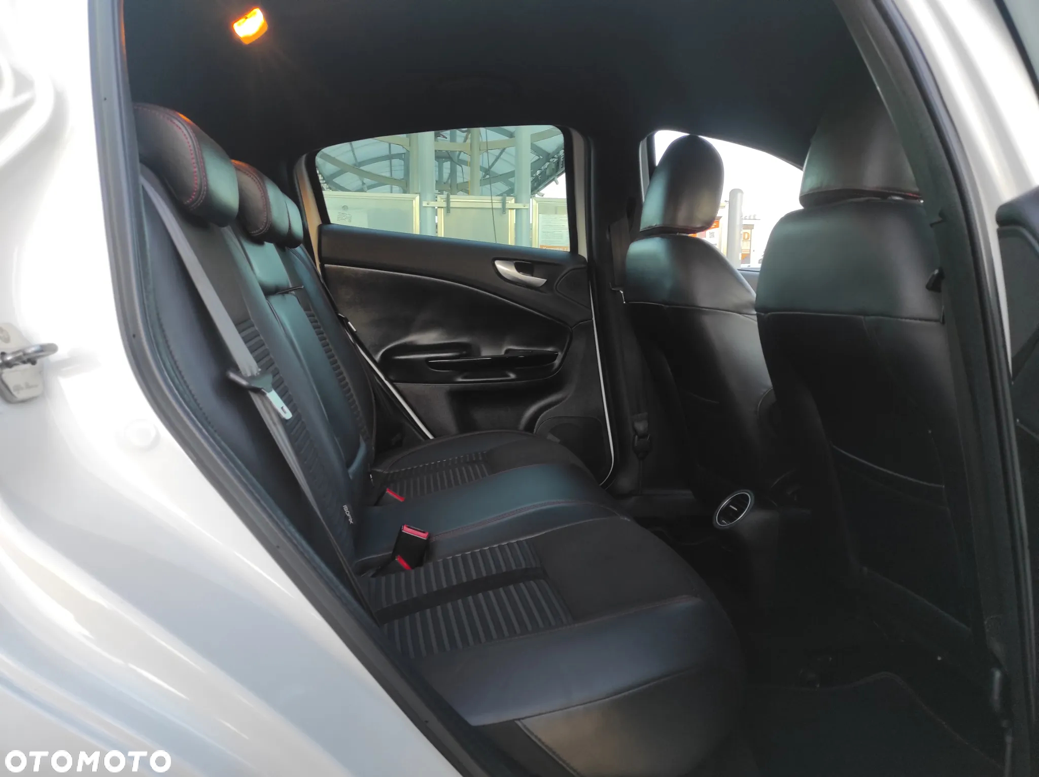 Alfa Romeo Giulietta 1750 TBi Quadrifoglio Verde - 20