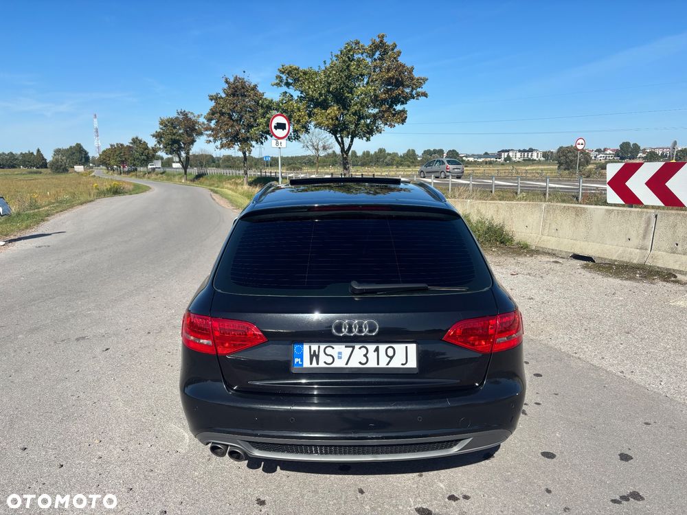Audi A4 Avant 2.0 TDI DPF multitronic S line Sportpaket - 2