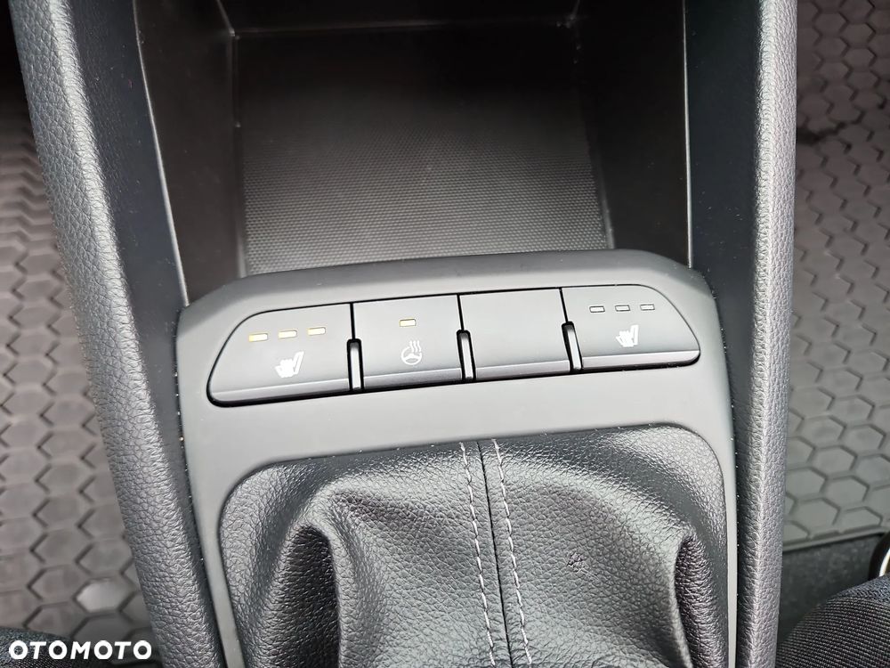 Kia Stonic 1.0 T-GDI M - 24