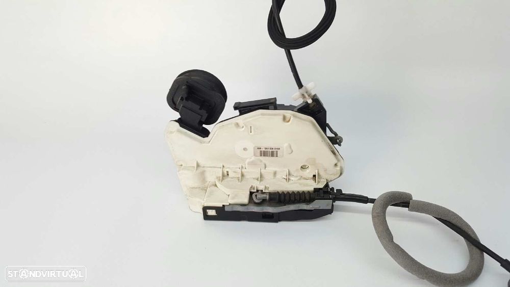 FECHADURA PORTA TRASEIRA DIREITA VOLKSWAGEN GOLF VI (5K1) ADVANCE - 1