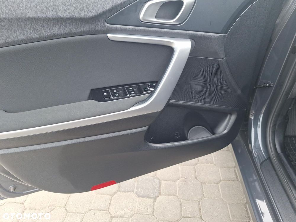 Kia Ceed 1.5 T-GDI M DCT - 10