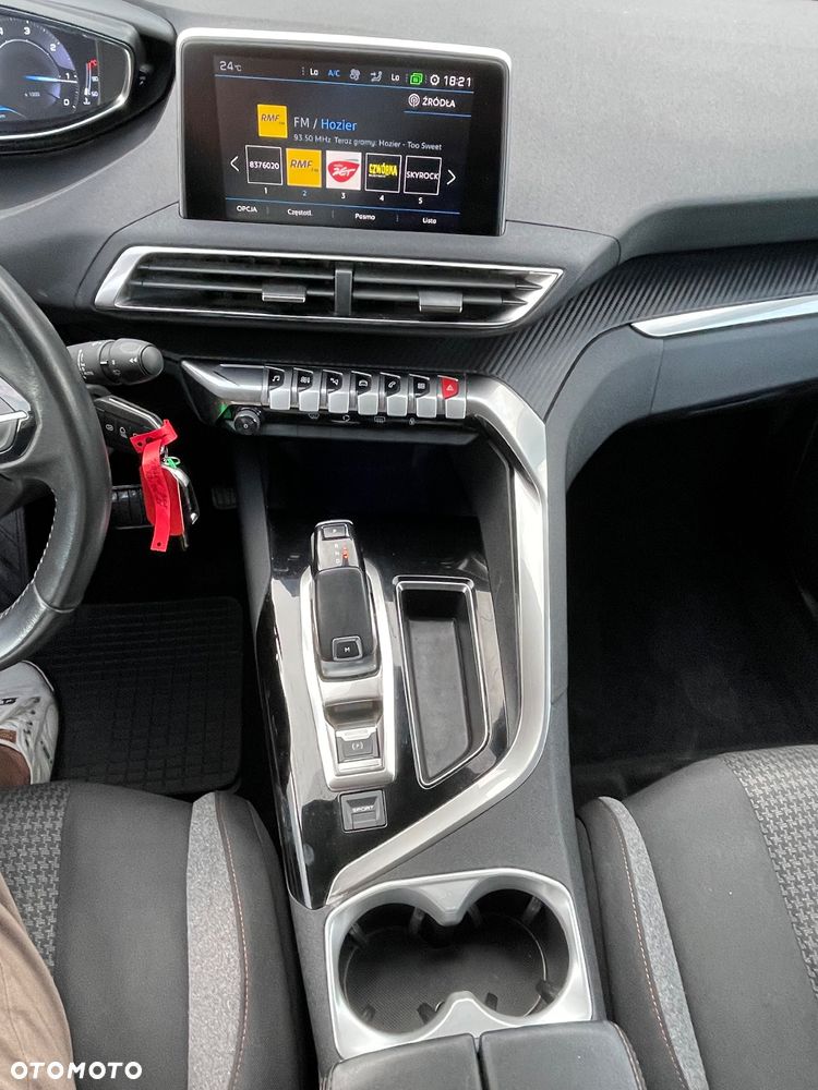 Peugeot 3008 ver-1-5-bluehdi-active-pack-s-s-eat8 - 13