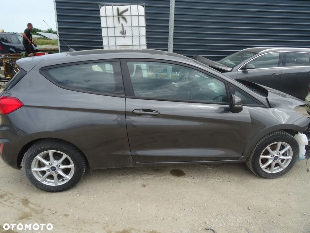 Ford Fiesta 2017 lakier(QH) na części drzwi klapa zderzak błotnik - 2