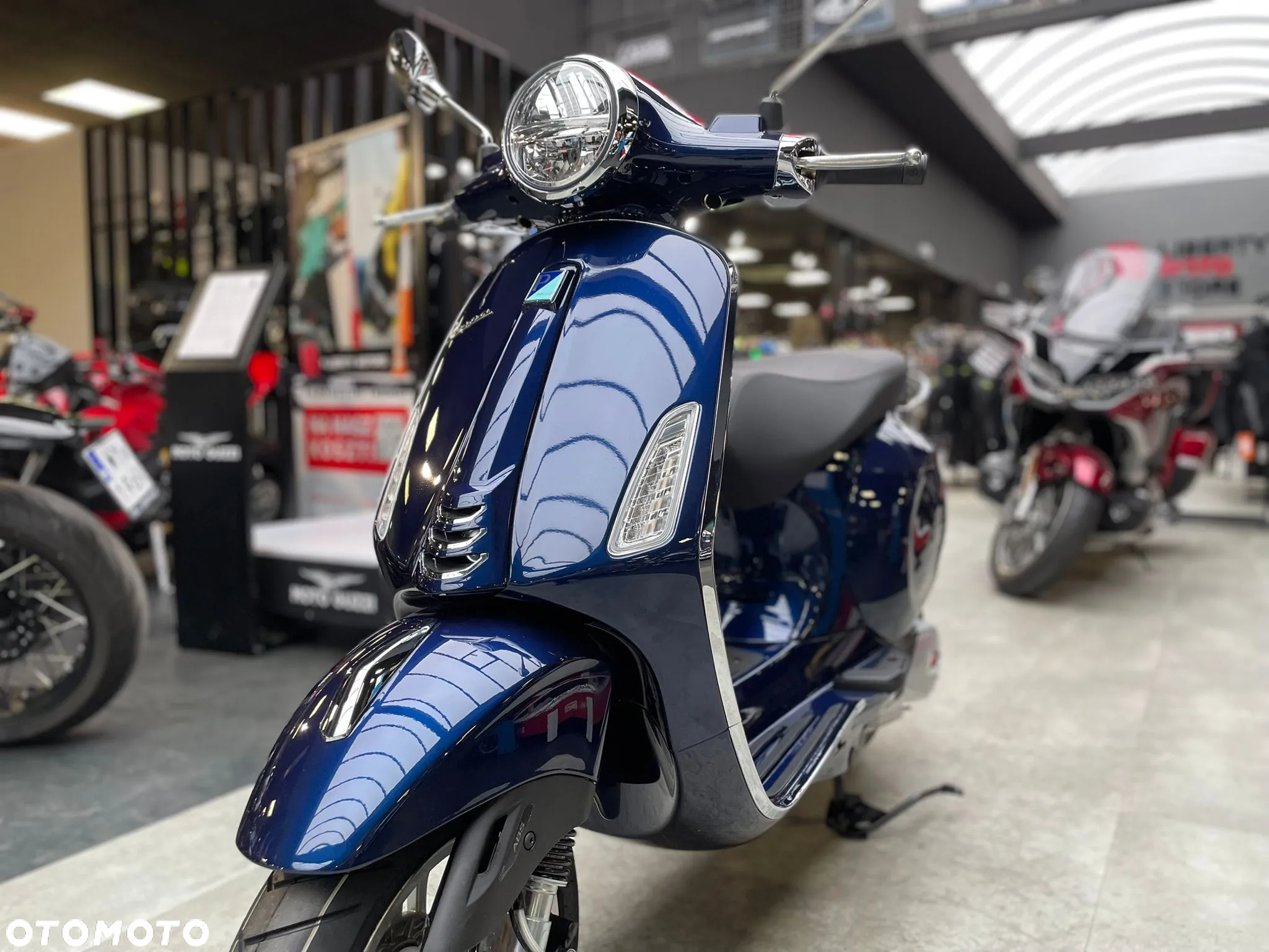 Vespa Primavera - 8
