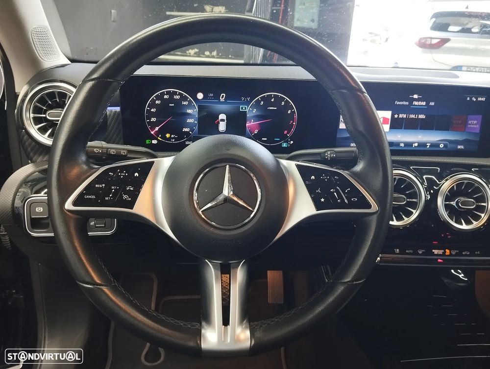 Mercedes-Benz A 200 Style Plus Aut. - 23