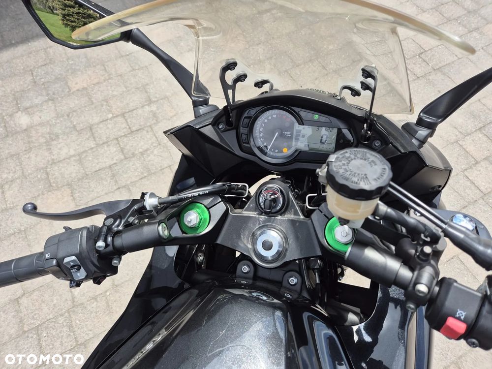 Kawasaki Ninja 1000 SX - 18