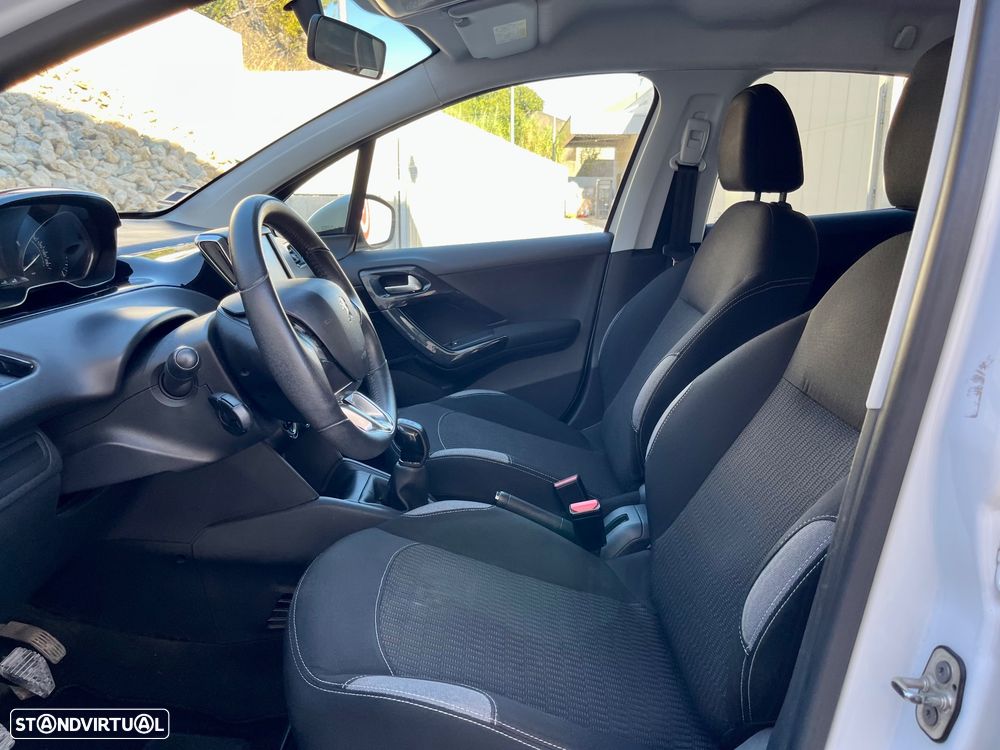 Peugeot 208 1.2 VTi Active - 6