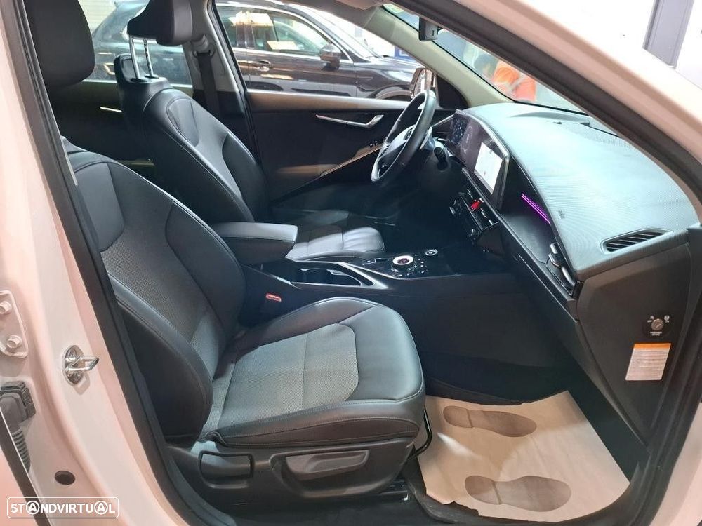 Kia Niro EV 64kWh Tech - 6