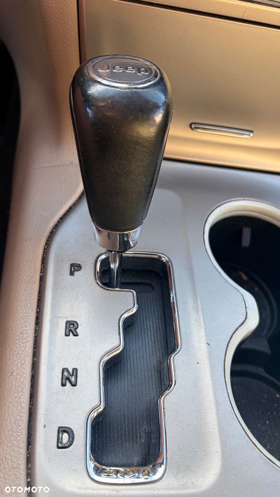 Jeep Grand Cherokee 5.7 V8 HEMI 4WD Automatik S - 27