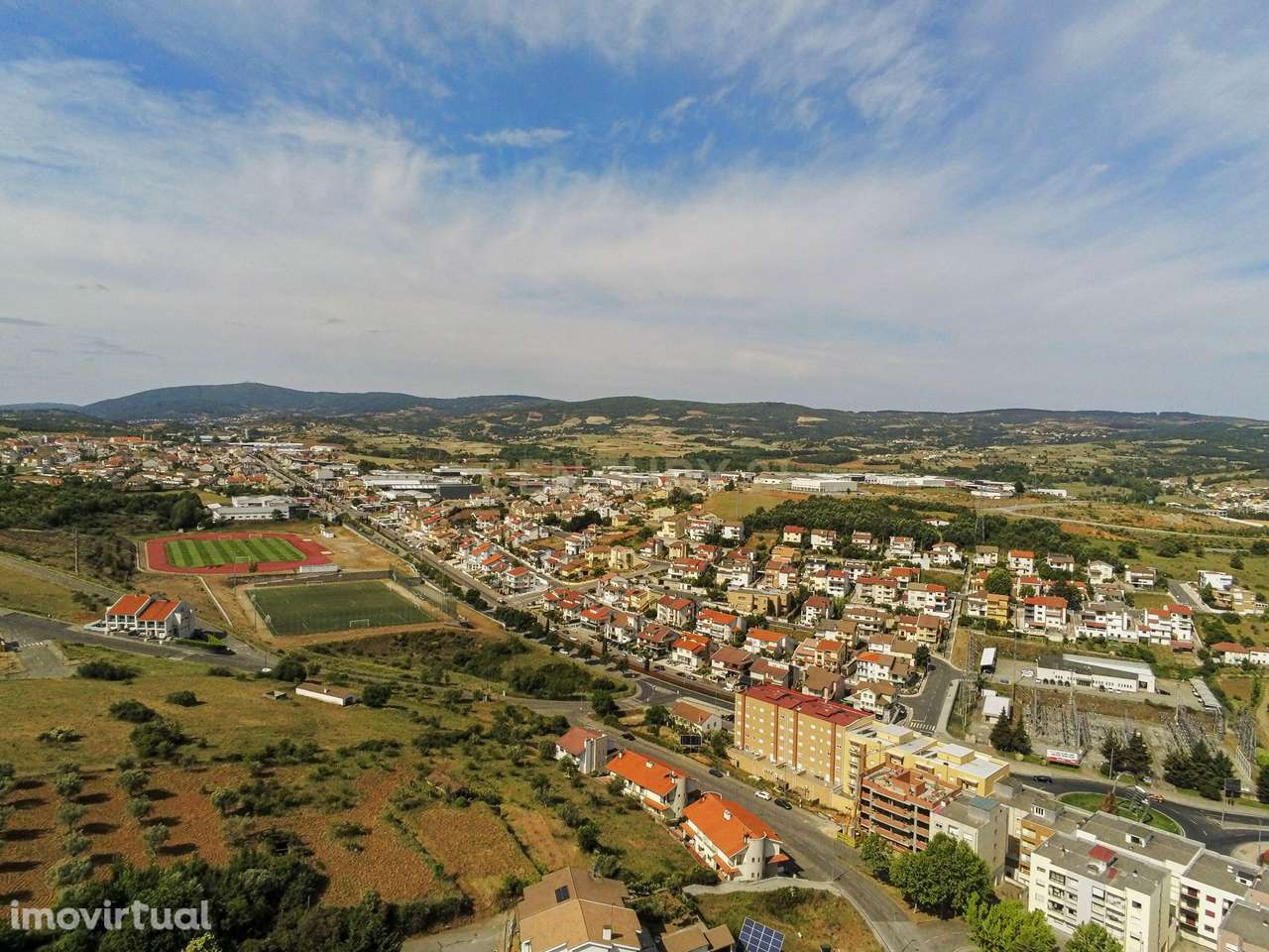 Terreno no Loteamento Mira Bragança, para uma Moradia Geminada - Grande imagem: 5/10