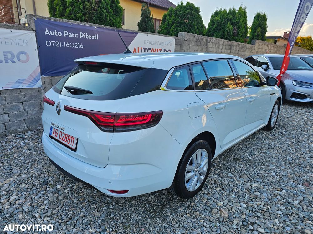 Renault Megane - 5