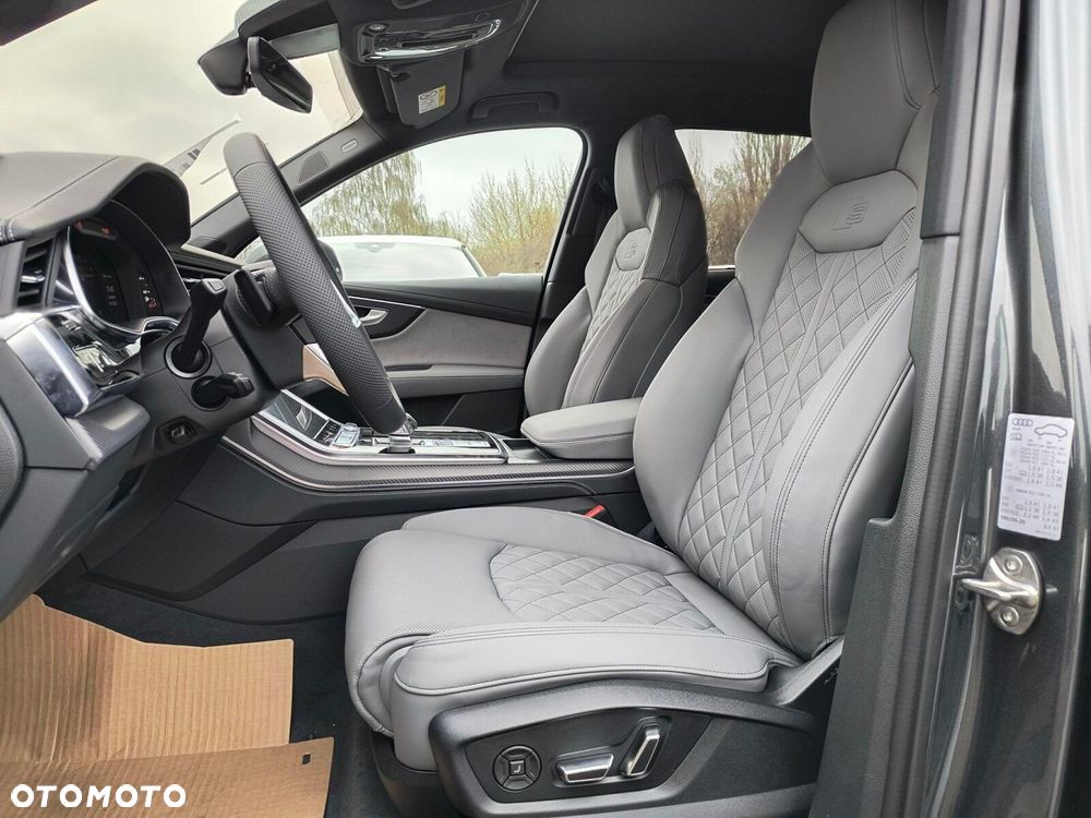 Audi SQ7 - 8