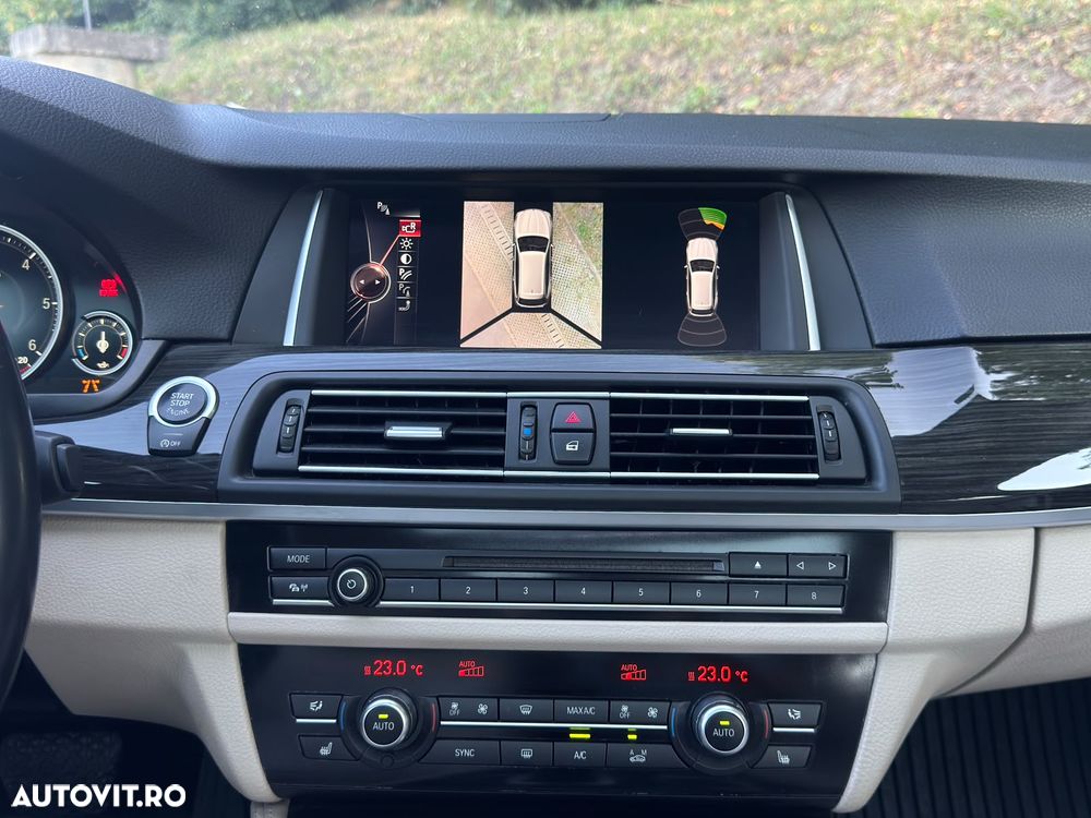 BMW Seria 5 525d Aut. - 24