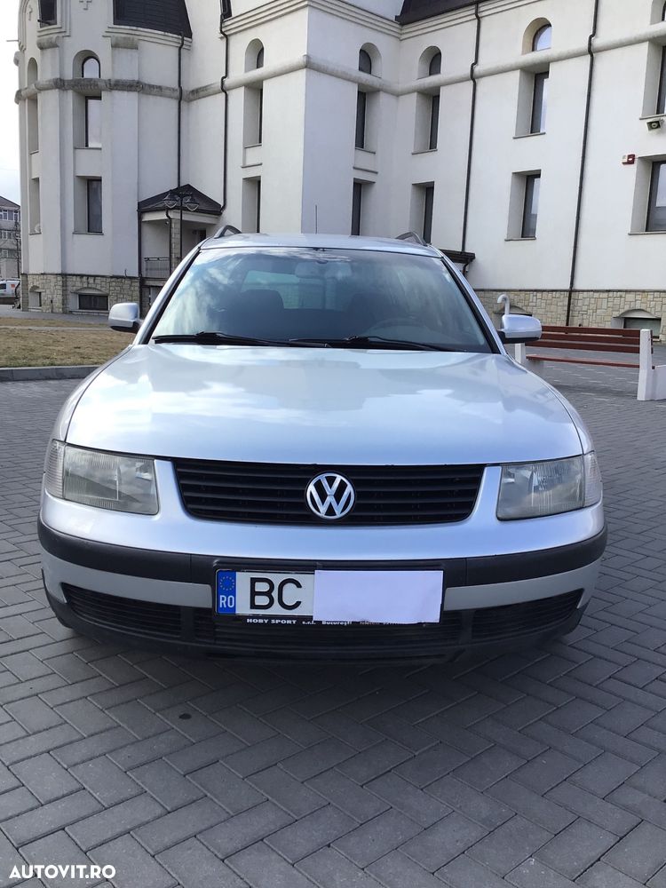 Volkswagen Passat - 2