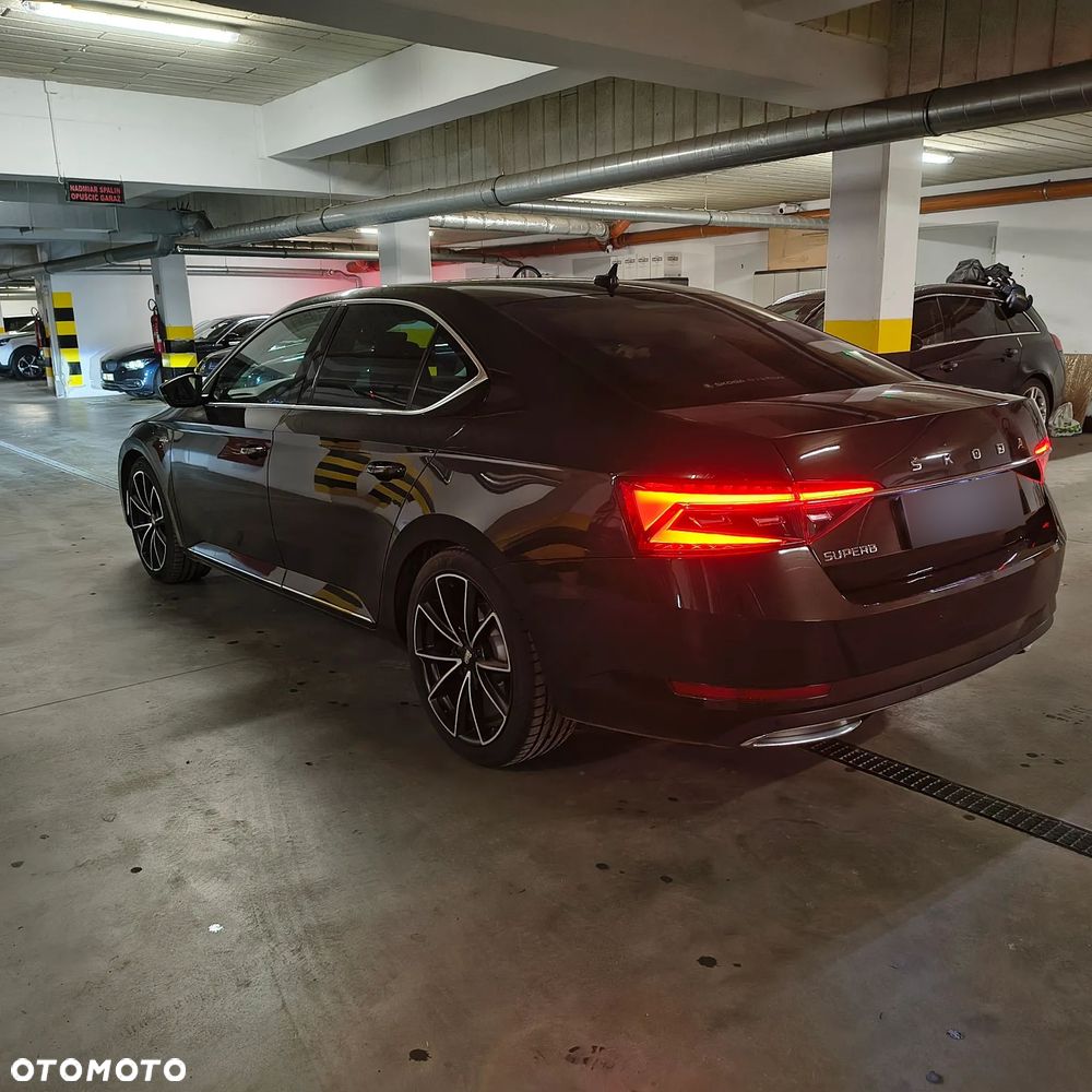 Skoda Superb 2.0 TDI L&K DSG - 5