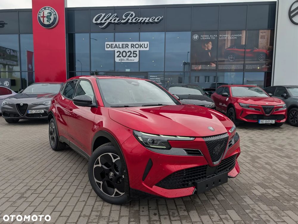 Alfa Romeo Junior 1.2 mHEV Ti eDCT - 1
