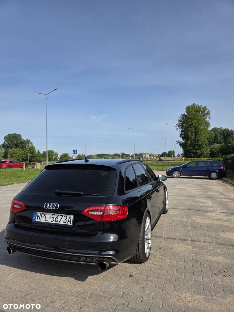 Audi A4 Avant 2.0 TFSI Quattro Line S tronic - 5