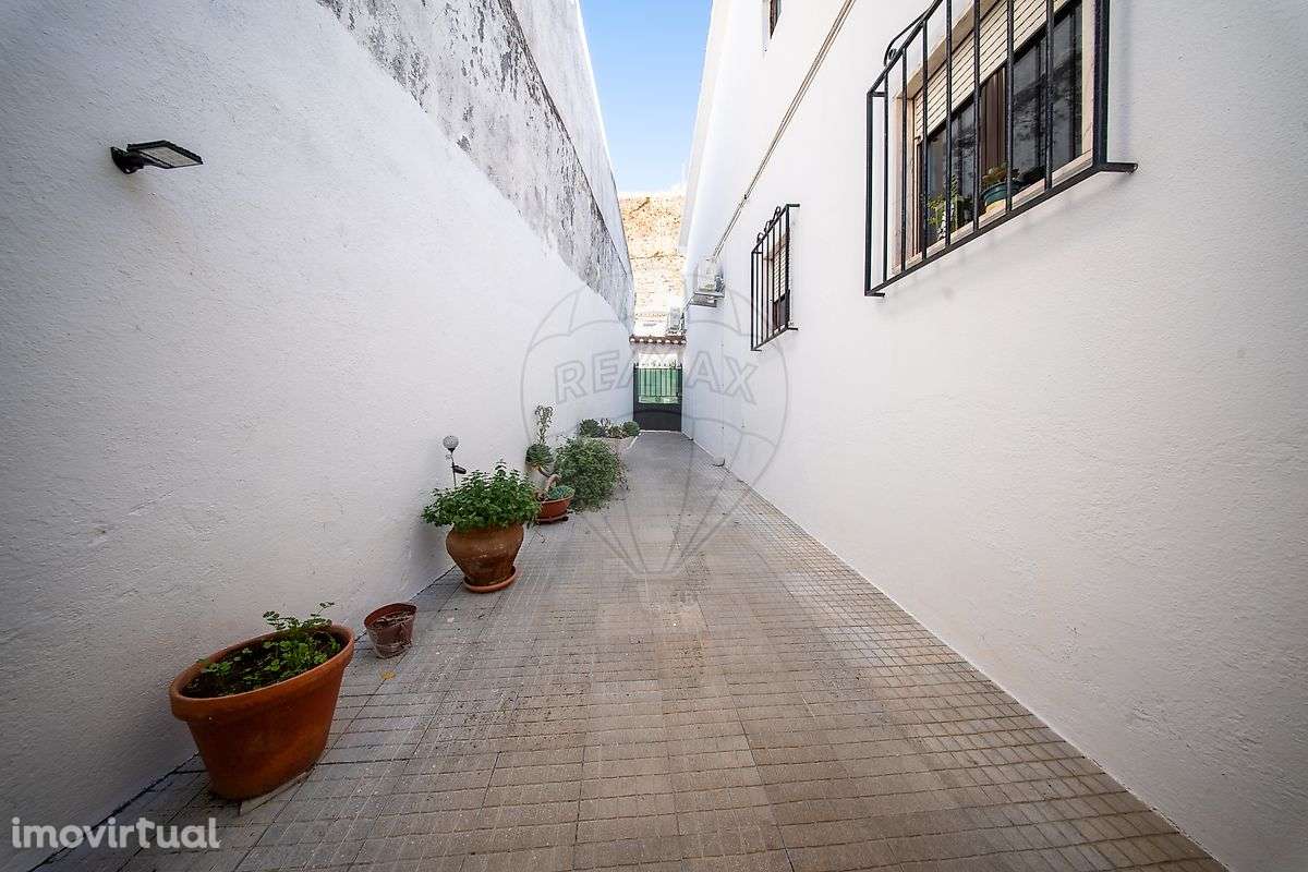 Moradia T7 para venda - Grande imagem: 3/32