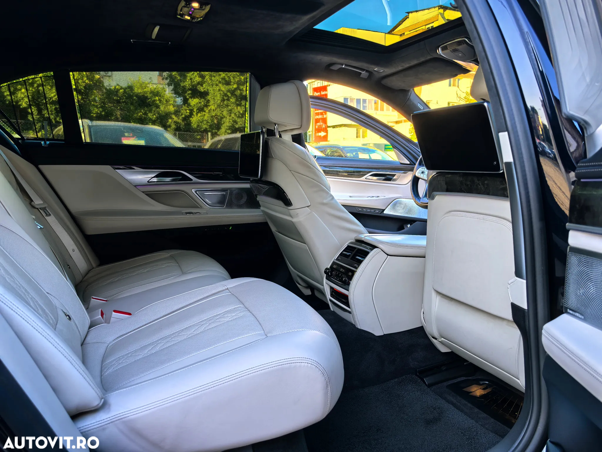 BMW Seria 7 750Ld xDrive - 22