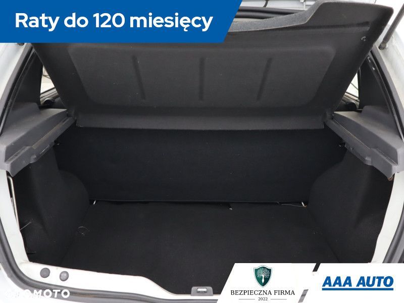 Dacia Sandero - 16