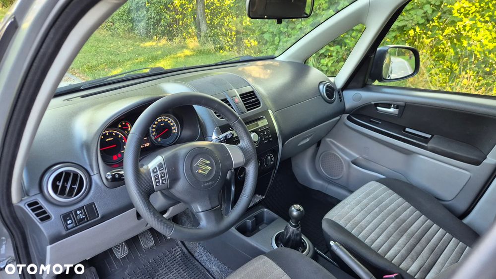 Suzuki SX4 1.6 VVT 4x4 Club - 7