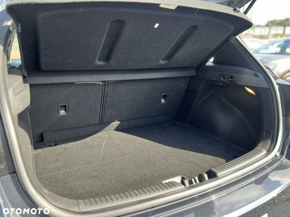 Hyundai i30 1.5 DPI Classic + - 40
