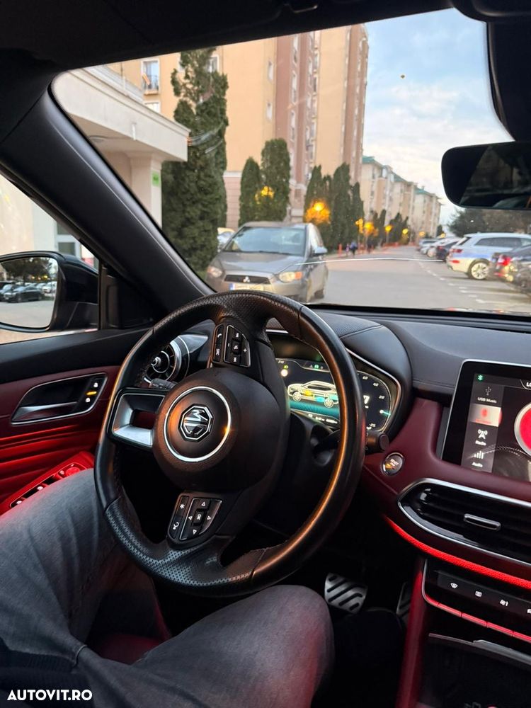 MG EHS 1.5T-GDI Luxury - 9