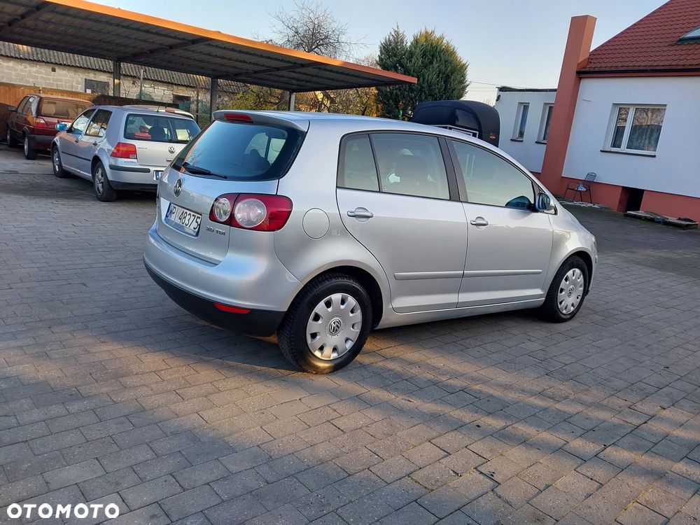 Volkswagen Golf Plus 2.0 TDI Comfortline - 4